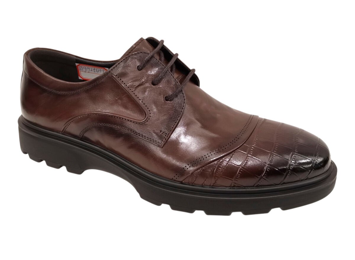 Carved Business Formal Men_s Leather Shoe