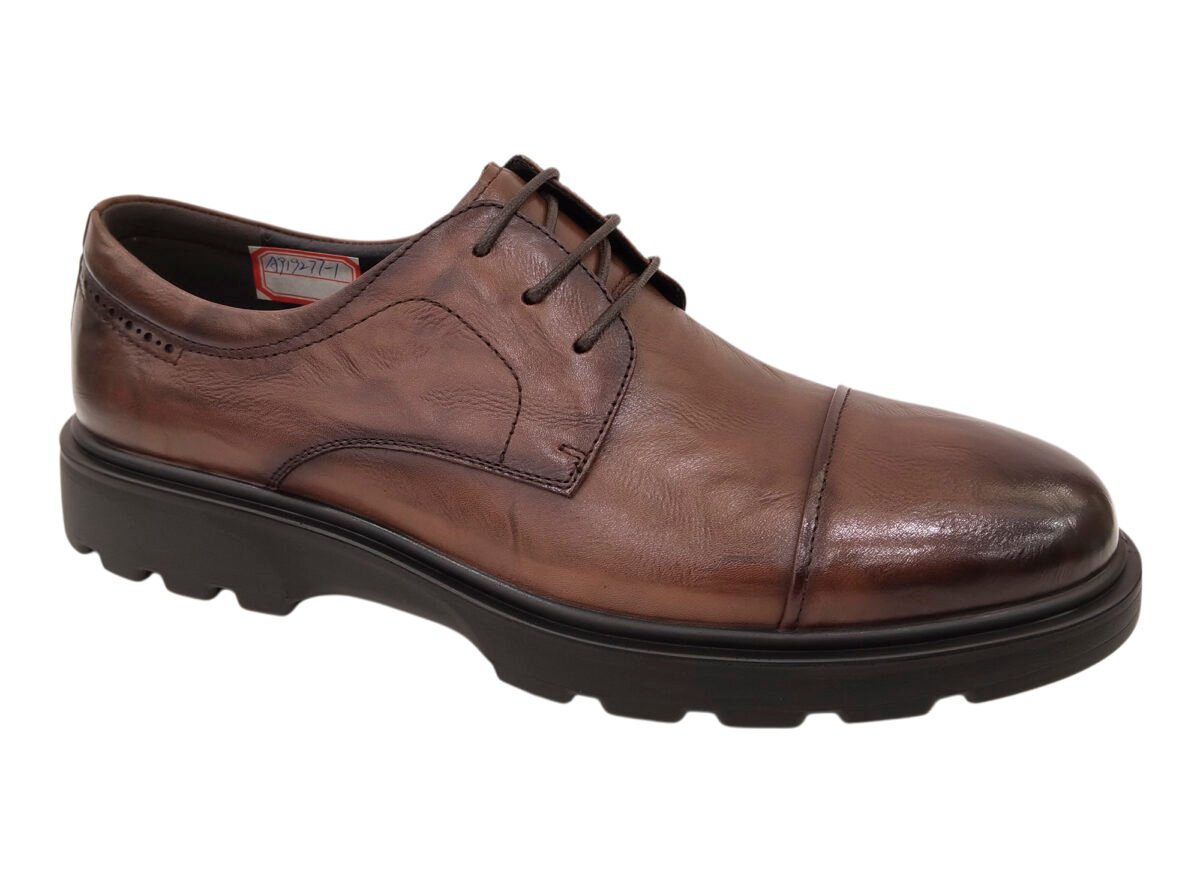 Men_s Business Casual Leather Shoe _ Thick Sole